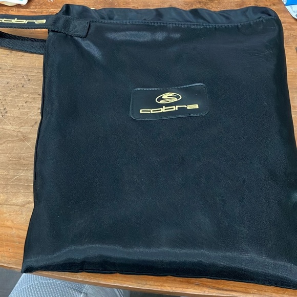 Golf shoe bag Cobra brand, plush interior with 2 compartments - Picture 14 of 15